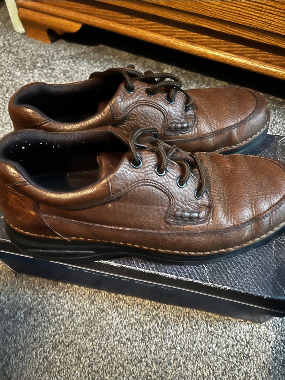 Nunn Bush Men's Brown Leather Lace-Up Oxfords